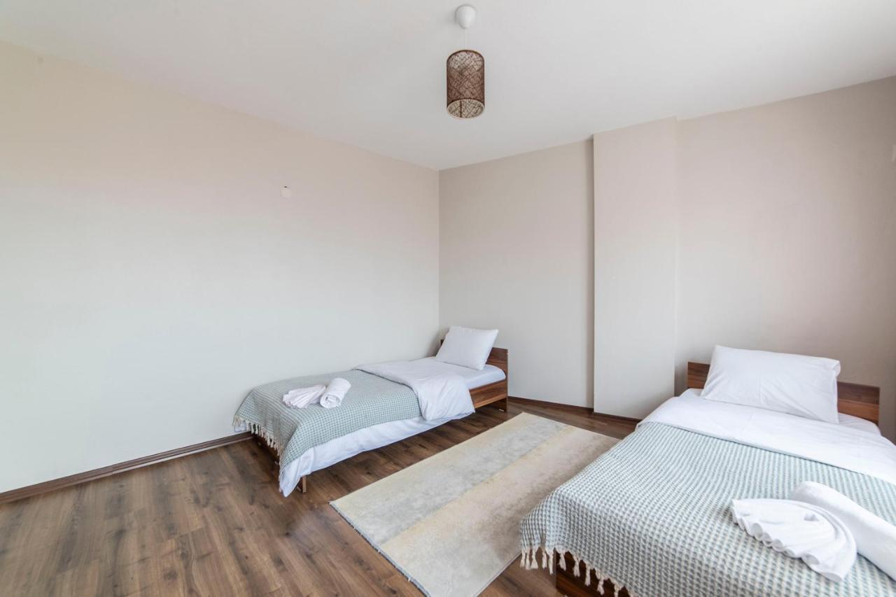 Centrally Located 2 Bedroom Apt With Netflix Bursa Eksteriør bilde