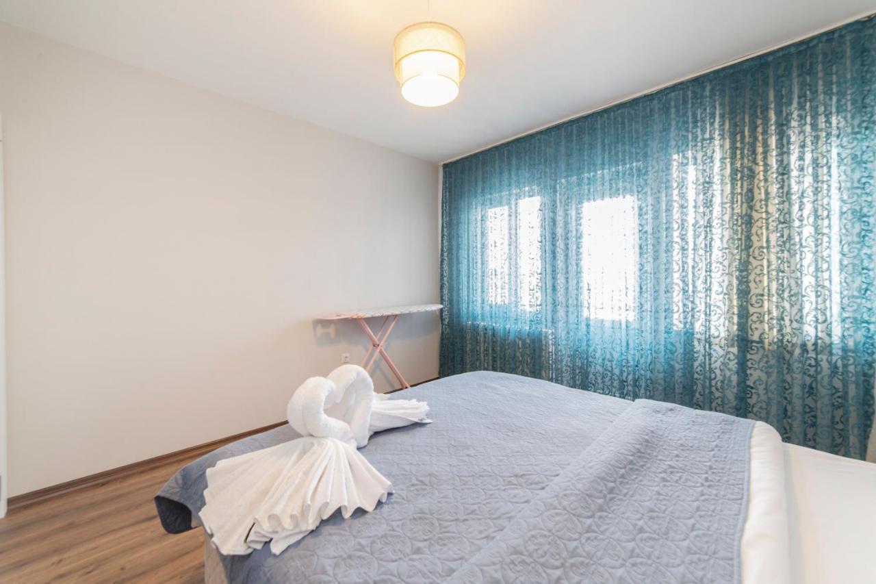 Centrally Located 2 Bedroom Apt With Netflix Bursa Eksteriør bilde